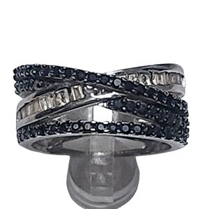 Sterling Silver Multi Row Bypass Black & White Ring size 6.5
